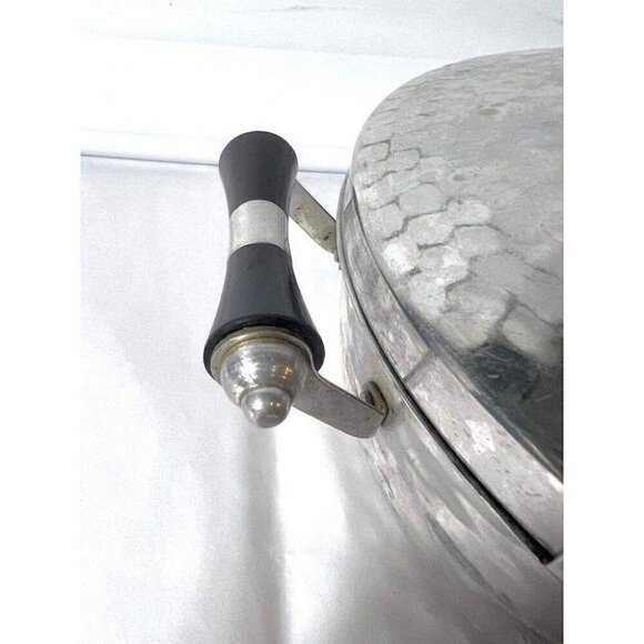 Vintage 1950s Hammered Aluminum Casserole Dish with Lid - Picture 3 of 11